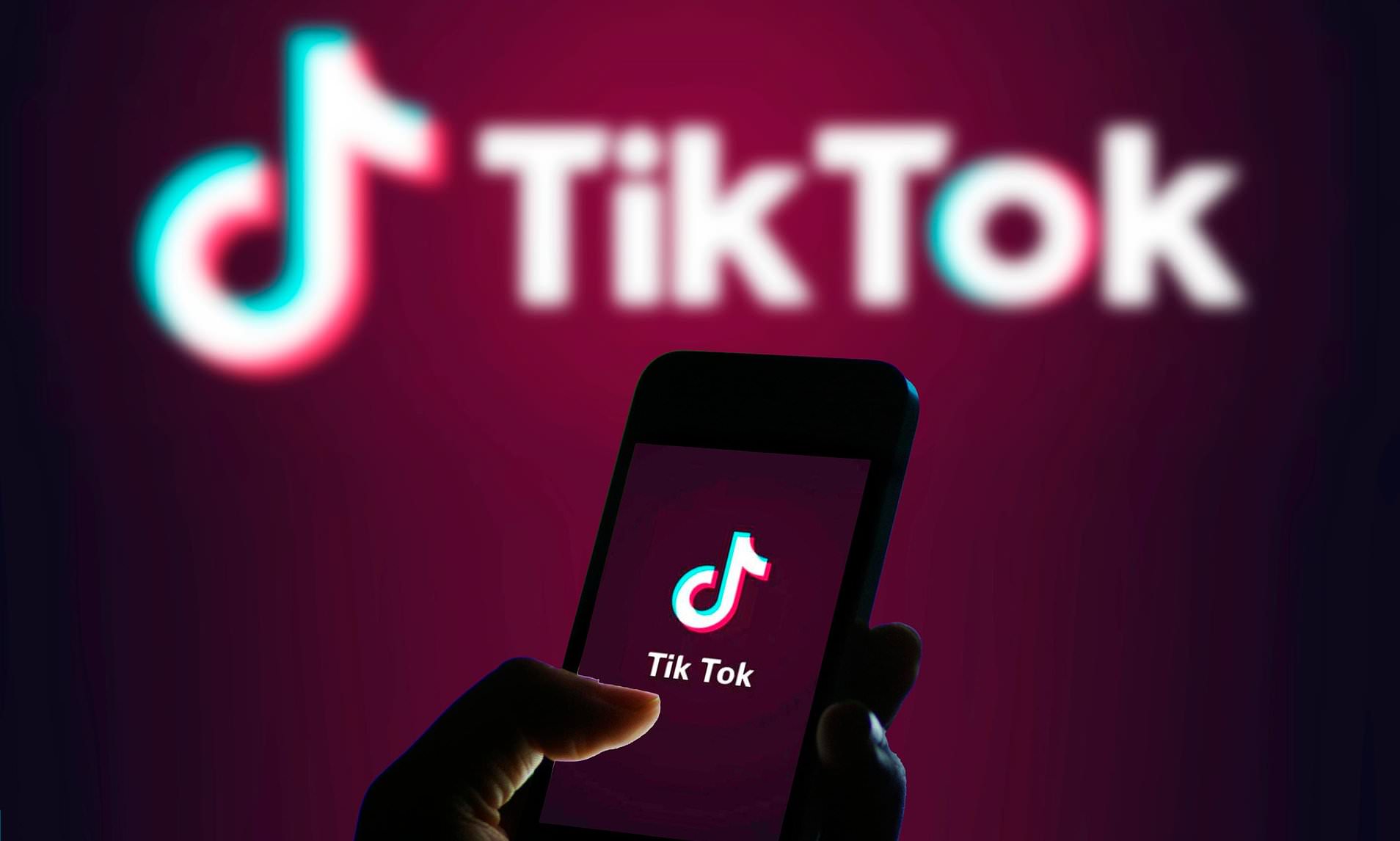 10-year-old girl asked to be a 'sugar baby' on TikTok